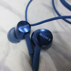 ( M-862 )SONY ソニー 有線イヤホン MDR-EX155 ブルー 青 再生・停止ボタンあり 3.5mmジャック オーディオ機器 中古 動作確認済みの画像