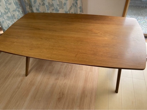 ニトリテーブル