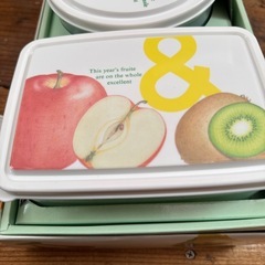 新品ザル付きタッパーセットの画像