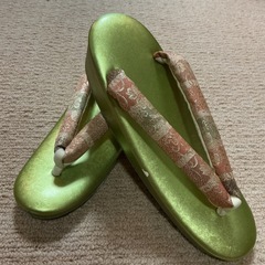 【未使用】長期保管品草履2足セット成人式留袖の画像