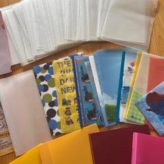 クリアファイル　バインダーなど　100点以上事務用品　の画像