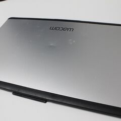 Wacom/Cintiq 13HD/DTK-1301/13.3型/液晶ペンタブレット ⑥の画像