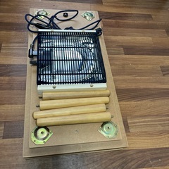 炬燵付きテーブルの画像