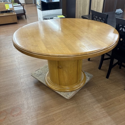 ☆ドリーム荒牧店☆ジモティー割引有☆【クリーニング済み】収納付きラウンドテーブル ☆ドリーム荒牧店☆ジモティー割引有☆【クリーニング済み】収納付き