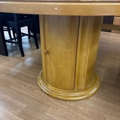 ☆ドリーム荒牧店☆ジモティー割引有☆【クリーニング済み】収納付きラウンドテーブルの画像