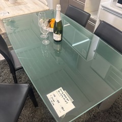 ダイニングテーブルセットの画像