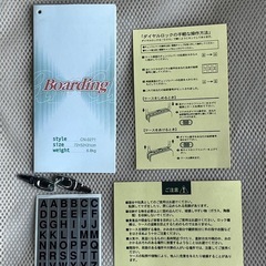 キャリーケース　スーツケース　旅行バッグ　Ｂｏａｒｄｉｎｇ　シルバー　キャスター付き　の画像