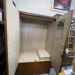 木材チェストの画像