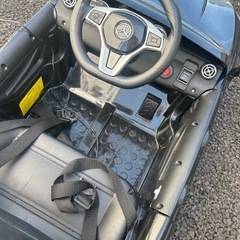 電動乗用　子供用　バッテリーカー　ベンツの画像
