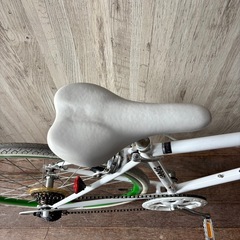 21Technology 自転車 クロスバイク ホワイト シマノ製6段変速ギヤの画像