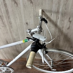21Technology 自転車 クロスバイク ホワイト シマノ製6段変速ギヤの画像