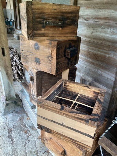 手作りミツバチ巣箱