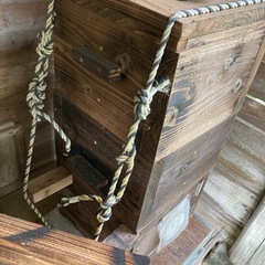 手作りミツバチ巣箱の画像