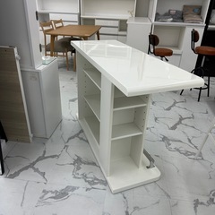 カウンターテーブル🌸ホワイト🌸収納棚付き✨の画像
