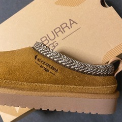 新品kookaburra by UGG の画像