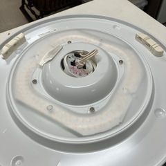 H 2509-220 Panasonic LED照明器具 HH-CE0823A 2020年製 点灯確認済み  リモコン未付属  キズ 汚れあり ※リモコンがないため明るさ調節の確認はできてないですの画像