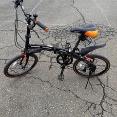  折り畳み自転車 の画像