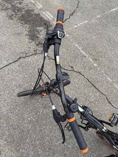  折り畳み自転車 