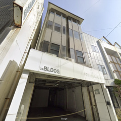 【徳島駅徒歩10分】中心部の大型6LDK！屋上・駐車4台 - 徳島市