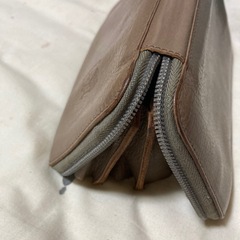 イルビゾンテ　長財布　の画像