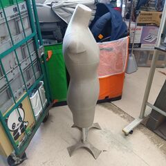 Dolcas トルソー 11号 レディース 芯地ボディ マネキン 洋裁 裁縫 ディスプレイ 店舗什器 中古の画像