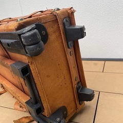 革製スーツケース　アンティークの画像