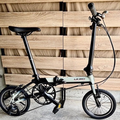 限定生産品　自転車　折りたたみ　自転車　変速付き　ミニベロ　la biciの画像