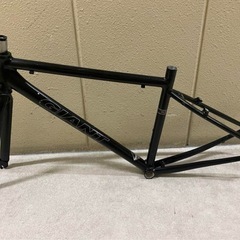 GIANT ジャイアント　エスケープ　フレームセット　クロスバイク　R3 ロードバイクの画像