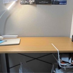 デスク(ニトリ)の画像