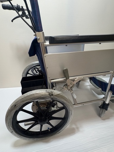 保管品　未使用　フランスベット 電動 車椅子 
