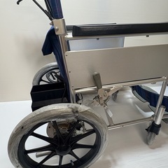 保管品　未使用　フランスベット 電動 車椅子 の画像