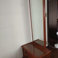 ドレッサー、姿見の画像