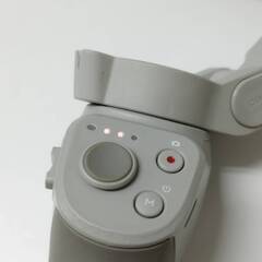 DJI OM 4 スタビライザー/スマホ用ジンバルの画像