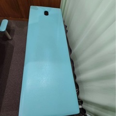 施術用ベッド③(同じ物が2点あり)の画像