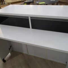ジモティー割引🏷️【ジャングルジャングル岸和田和泉インター店】両面キッチンカウンター 和泉市 堺市 岸和田市 泉大津市 高石市 泉北郡熊取町の画像