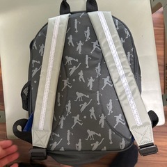 コナミ　子供　バッグの画像