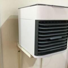 卓上ミニ冷風扇（氷りを入れる事も可能）の画像