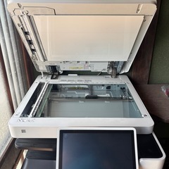 Canonのカラー複合機「iR-ADV C3826F」の画像