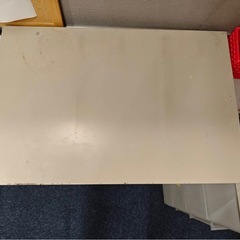 書類棚の画像