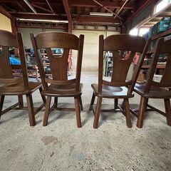 アンティーク風　ダイニングチェアの画像