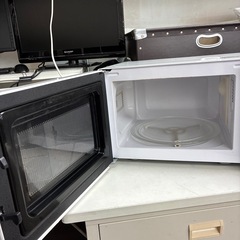 【ジャングルジャングル守口店】電子レンジ　ニトリMM720CUKN3の画像