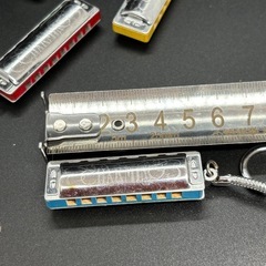 ミニハーモニカ キーホルダー 5個セット カラフルの画像