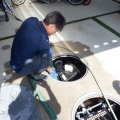 ▼正社員：プラスチックのルート回収兼浄化槽清掃作業員【未経験OK】▼ 創立以来ずっと安定経営！腰を据えて働ける環境◎ 基本給以外にも！毎月のインセンティブ制度あり◎ 15:30退勤の日常！家庭や趣味も大事にできる◎の画像