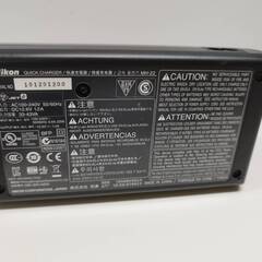 Nikon クイックチャージャー MH-22 おまけでバッテリー付き！の画像