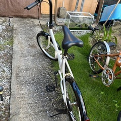 折りたたみ自転車の画像