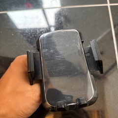 車　ドライブ　吸盤ホルダー　スマホホルダー の画像