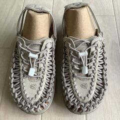 KEEN UNEEK 2wayスニーカーの画像