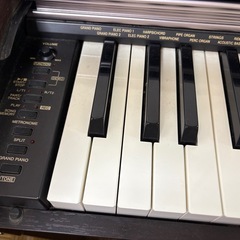 電子ピアノ　CASIOの画像