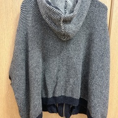 Burberry ブルーレーベルポンチョ
の画像