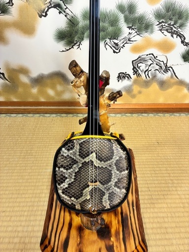 9月13日終了！沖縄三線！新品！貴重！知念大工型！本蛇皮！本張り！【一枚張り】⑮